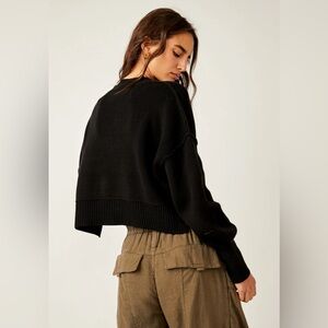Free People Easy Street Crop Pullover 
Extra Small | Black